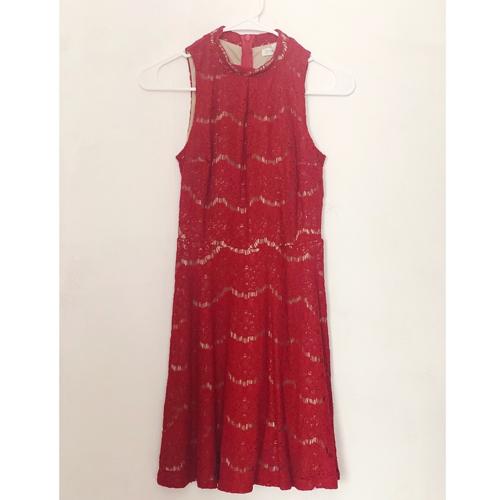 Lace red dress